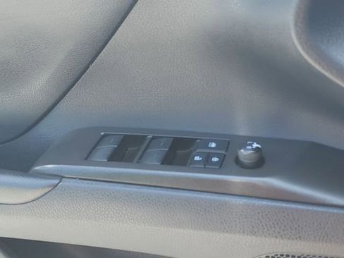 Used 2021 Toyota Camry SE FWD image 25