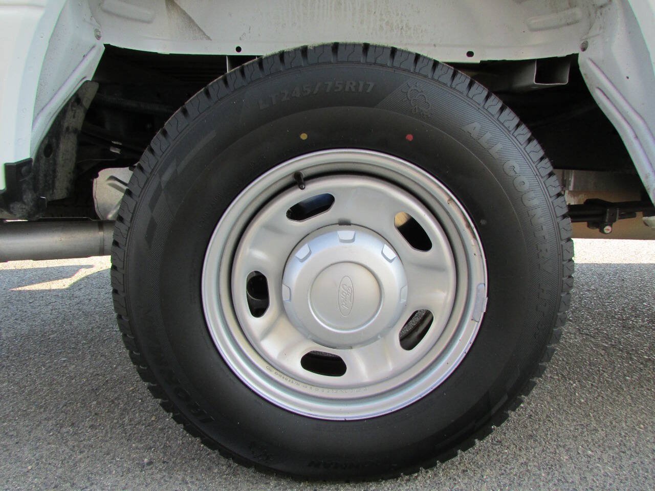 Used 2021 Ford F250 XL w/ Power Equipment Group RWD image 13
