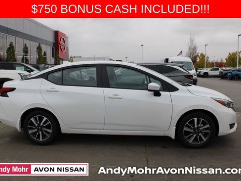 New 2025 Nissan Versa SV w/ Trunk Package image 3