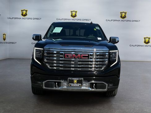 Used 2023 GMC Sierra 1500 Denali w/ Denali Reserve Package AWD/4WD image 8