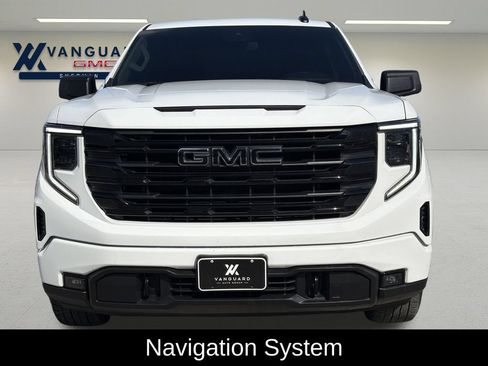 Used 2024 GMC Sierra 1500 Elevation w/ LPO, Elevation Black Package RWD image 3