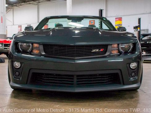 Used 2013 Chevrolet Camaro ZL1 RWD image 13