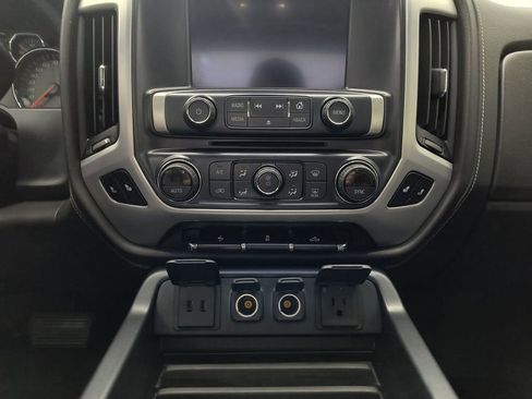 Used 2018 GMC Sierra 1500 SLT w/ SLT Premium Package AWD/4WD image 15