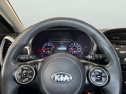 Used 2021 Kia Soul LX FWD image 30