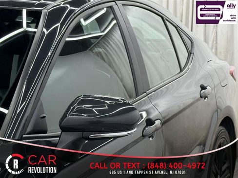 Used 2025 Toyota Camry SE FWD image 42