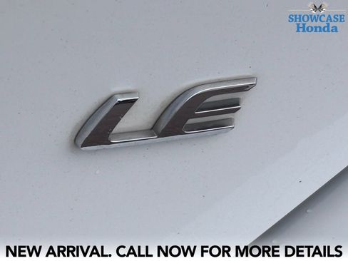 Used 2016 Toyota Corolla LE FWD image 13