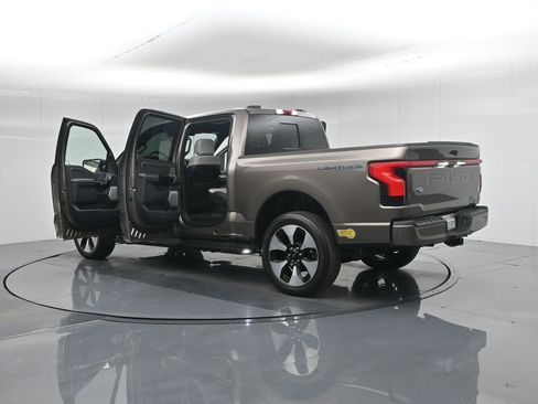 Certified 2022 Ford F150 Lightning Platinum image 37