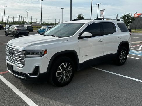Used 2023 GMC Acadia SLE w/ Driver Convenience Package FWD image 5