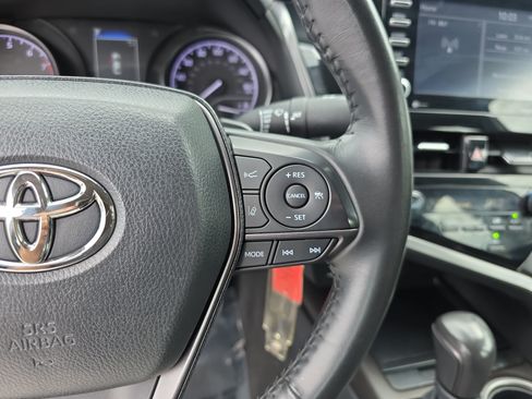 Used 2024 Toyota Camry SE FWD image 15