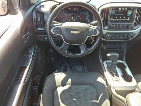 Used 2015 Chevrolet Colorado LT w/ LT Convenience Package AWD/4WD image 12