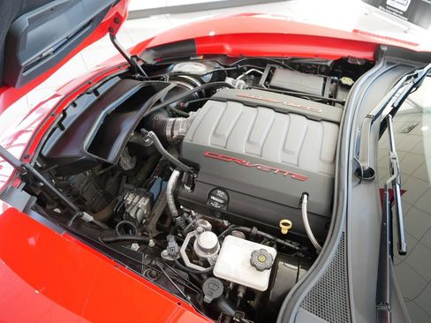 Used 2014 Chevrolet Corvette Stingray Convertible w/ 2LT Preferred Equipment Group RWD image 13