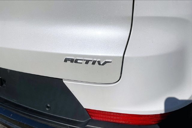 Used 2023 Chevrolet TrailBlazer ACTIV w/ Sun and Liftgate Package FWD image 23