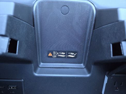 New 2026 GMC Sierra 1500 SLT w/ SLT Premium Plus Package image 11