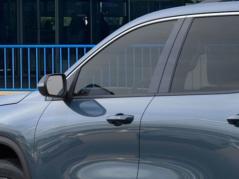 New 2026 Chevrolet Traverse LT w/ Sun and Wheel Package image 12