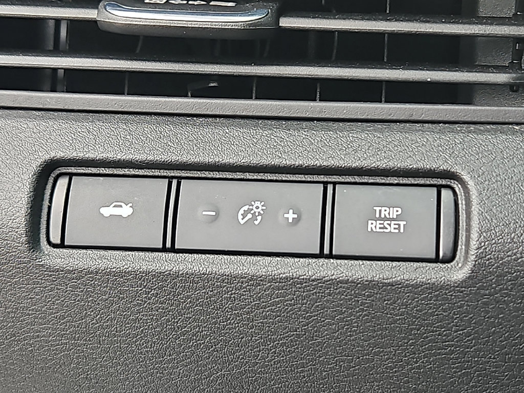 Certified 2023 Nissan Altima 2.5 SR w/ SR Premium Package FWD image 28