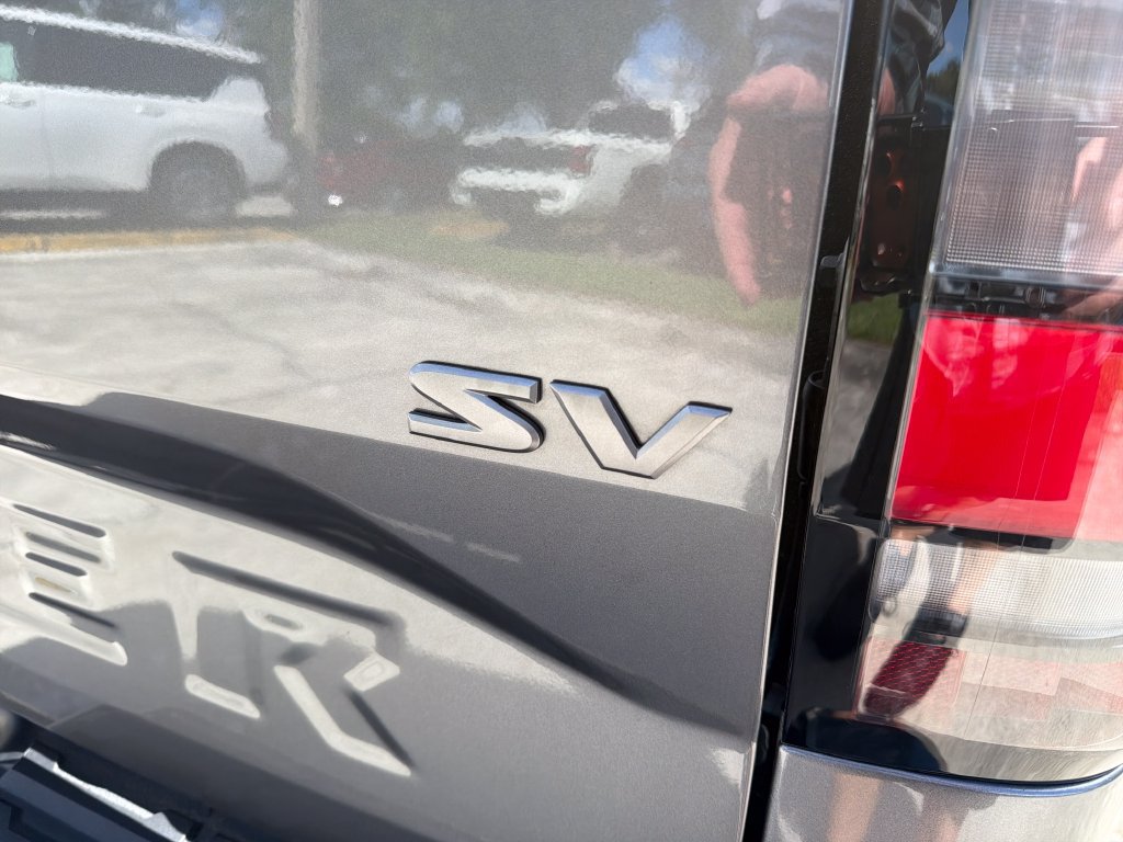 Used 2024 Nissan Frontier SV RWD image 9