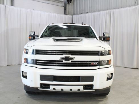 Used 2018 Chevrolet Silverado 2500 LTZ w/ Duramax Plus Package AWD/4WD image 34