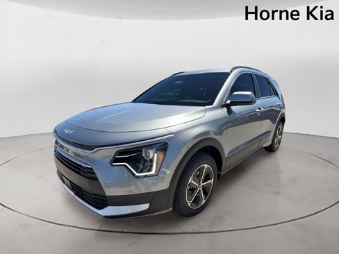 New 2026 Kia Niro EX FWD image 7