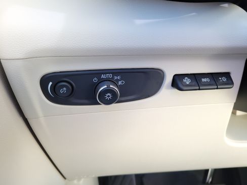 Used 2023 Buick Envision Avenir FWD image 26
