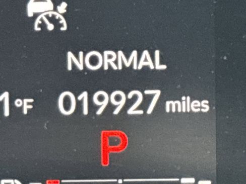 Used 2025 Honda HR-V Sport image 22