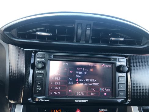 Used 2014 Scion FR-S RWD image 10