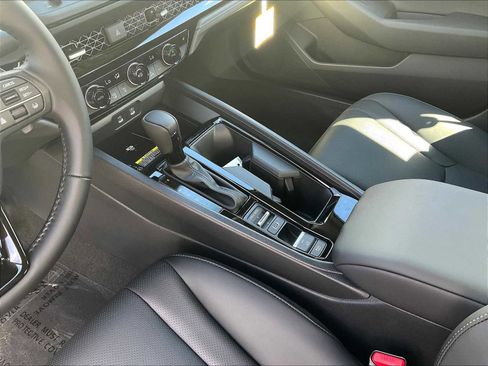 New 2025 Honda Accord EX-L image 14