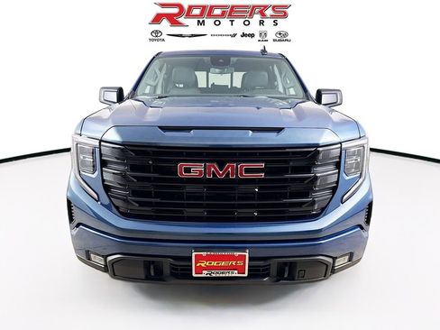 Used 2026 GMC Sierra 1500 Elevation w/ Preferred Package image 7