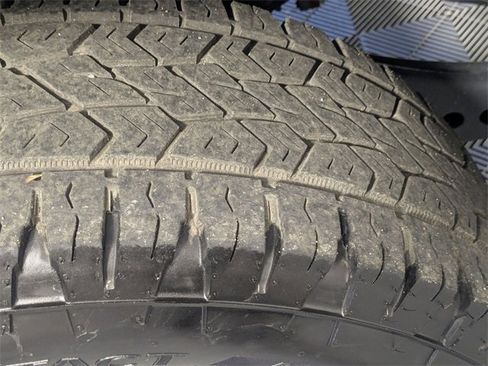 Used 2019 RAM 2500 Limited image 9