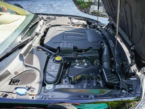 Used 2014 Jaguar XK Convertible image 15