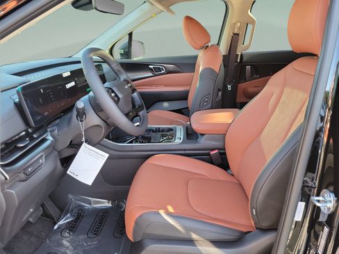 New 2027 Kia Carnival SX w/ Dark Edition Package FWD image 15
