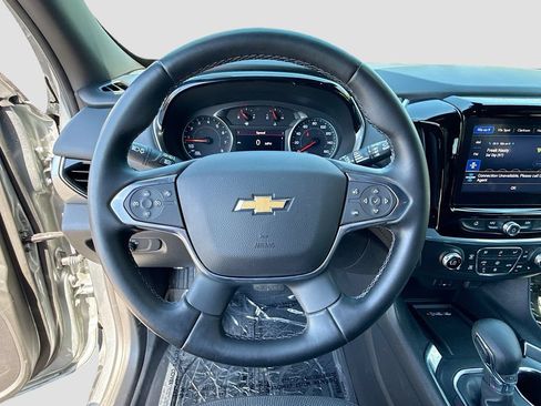 Used 2023 Chevrolet Traverse LT AWD/4WD image 13