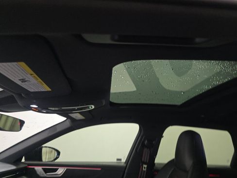 Used 2024 Audi RS 6 performance image 13