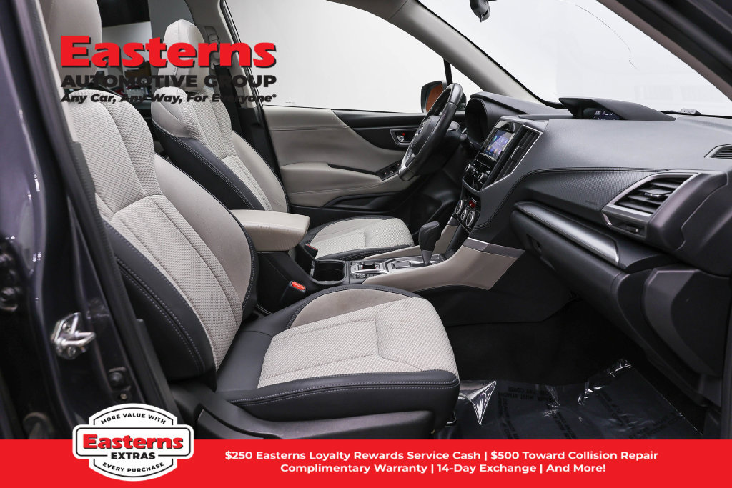Used 2023 Subaru Forester Premium AWD/4WD image 29