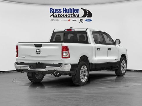 Used 2023 RAM 1500 Big Horn AWD/4WD image 3
