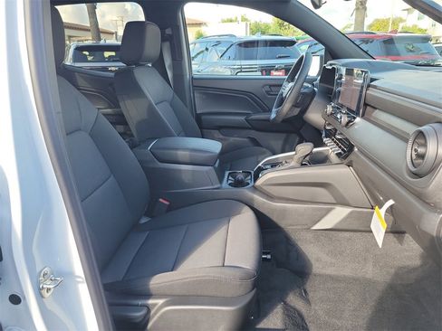 New 2026 Chevrolet Colorado W/T image 14