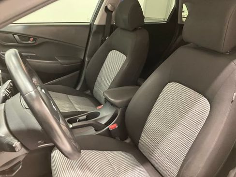 Used 2019 Hyundai Kona SEL FWD image 39