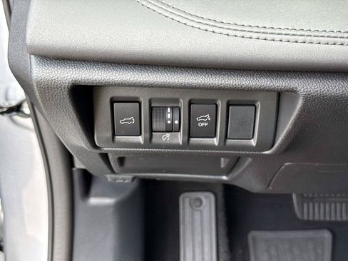 Used 2025 Subaru Outback Wilderness AWD/4WD image 32