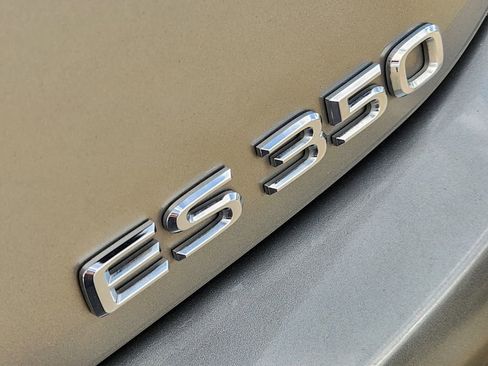 Used 2019 Lexus ES 350 w/ Premium Package image 12