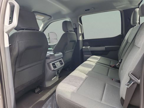 New 2026 Ford F250 XLT w/ XLT Premium Package image 15
