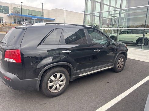 Used 2012 Kia Sorento LX w/ Convenience Pkg image 8