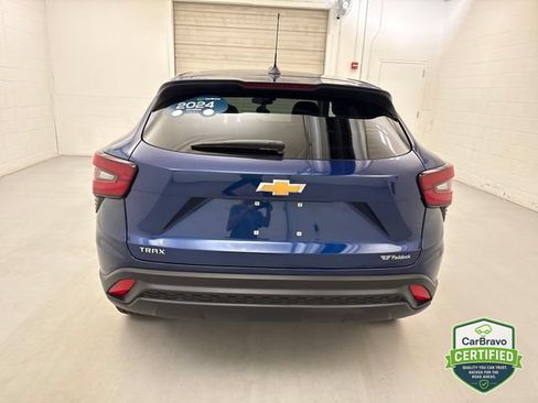 Certified 2024 Chevrolet Trax LS FWD image 5