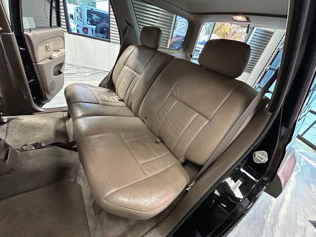 Used 2001 Toyota 4Runner Limited AWD/4WD image 6