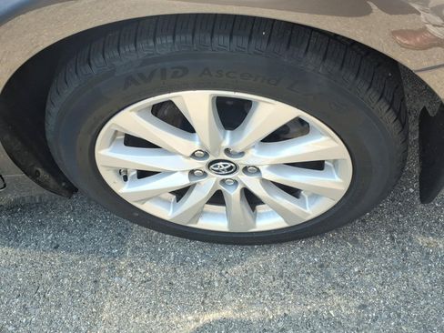 Used 2019 Toyota Camry LE FWD image 6