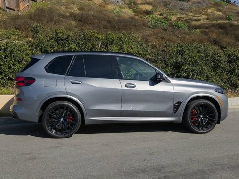New 2026 BMW X5 M60i w/ Executive Package image 4