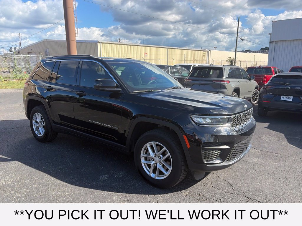 Used 2025 Jeep Grand Cherokee Laredo X w/ Luxury Tech Group I RWD 360° Tour