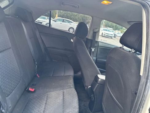 Used 2020 Kia Rio S FWD image 12