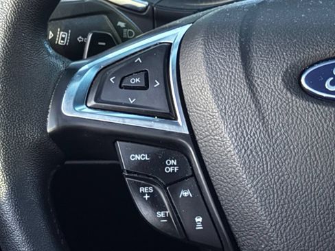 Used 2020 Ford Edge Titanium w/ Equipment Group 301A AWD/4WD image 33