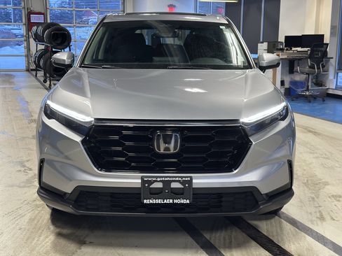 Used 2023 Honda CR-V EX image 2