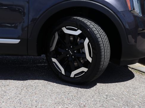 Used 2025 Kia Telluride S AWD/4WD image 13