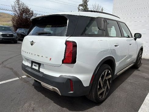 Used 2025 MINI Cooper Countryman S AWD/4WD image 2